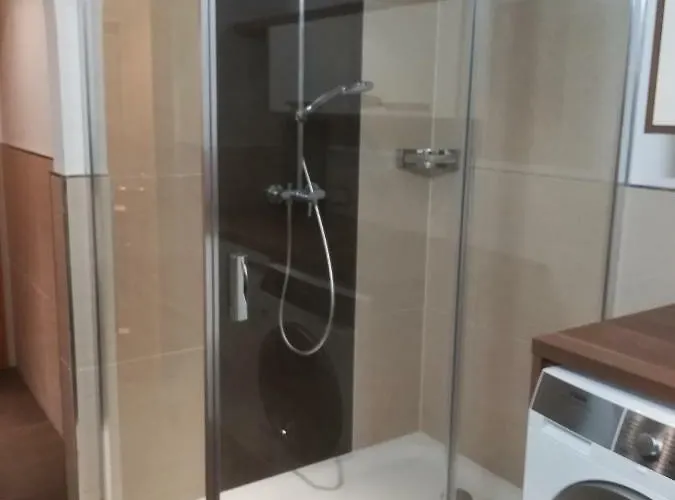 Apartman Eva *